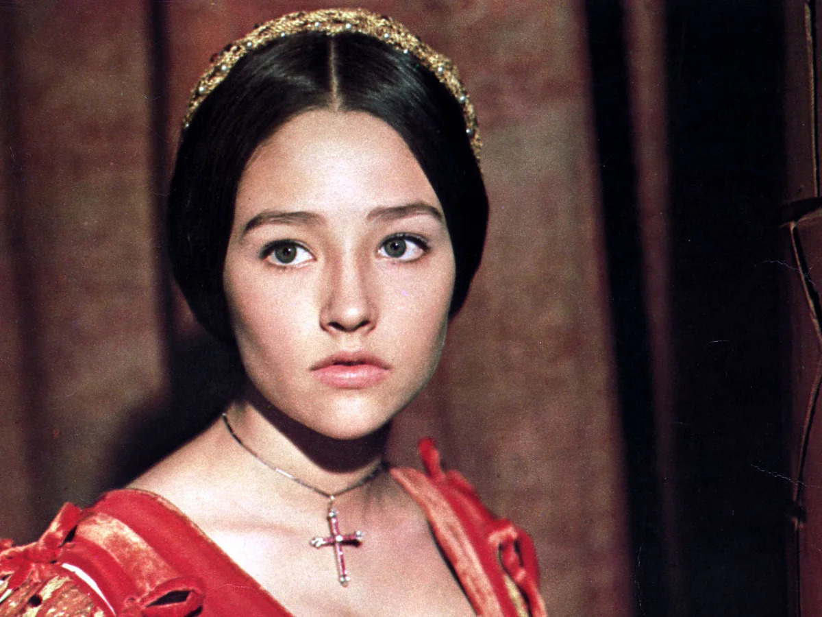 Olivia Hussey Bio